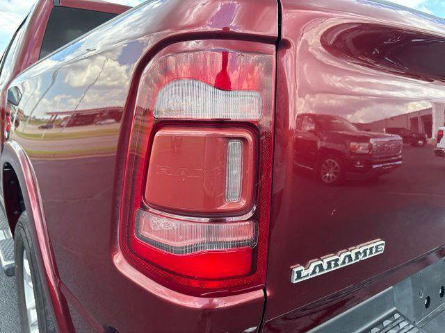 Used 2021 RAM 1500 Laramie AWD/4WD image 11