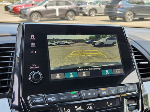 Used 2024 Honda Odyssey Touring image 22