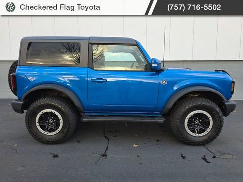 Used 2022 Ford Bronco Outer Banks w/ Sasquatch Package image 9