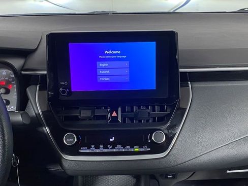 Used 2023 Toyota Corolla LE image 14