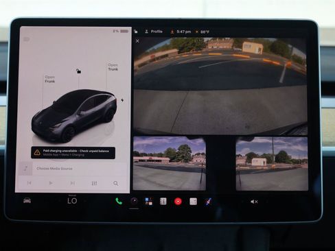 Used 2022 Tesla Model Y Long Range AWD/4WD image 38