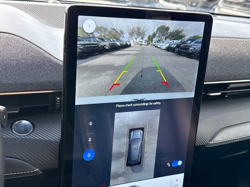 Certified 2025 Ford Mustang Mach-E Premium image 20