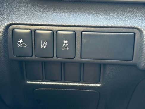 Used 2023 Mitsubishi Eclipse Cross LE AWD/4WD image 16