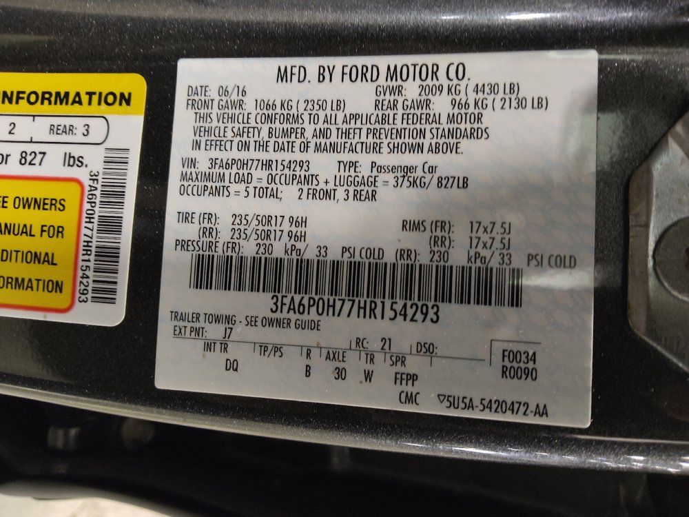 Used 2017 Ford Fusion SE w/ Fusion SE Technology Package FWD image 33