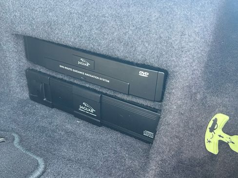 Used 2006 Jaguar XK8 Coupe image 34