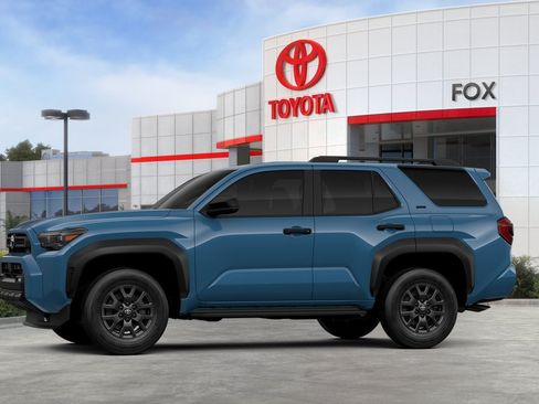 New 2026 Toyota 4Runner SR5 AWD/4WD image 3