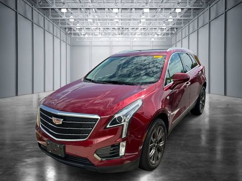 Used 2018 Cadillac XT5 Luxury w/ LPO, Black Ice Package AWD/4WD image 1