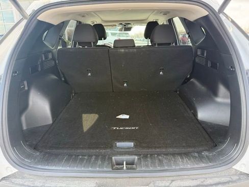 Used 2022 Hyundai Tucson SEL w/ Cargo Package image 5