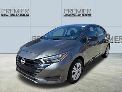 New 2025 Nissan Versa S w/ Trunk Package