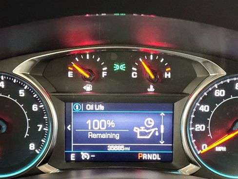 Used 2023 Chevrolet Equinox LT w/ Driver Convenience Package image 14