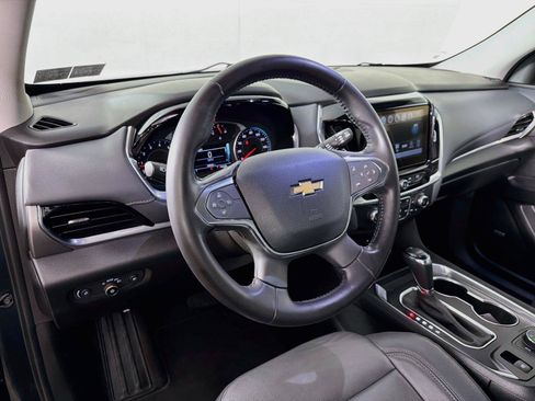 Used 2019 Chevrolet Traverse LT w/ LT Premium Package AWD/4WD image 16