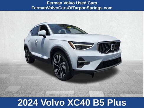 Certified 2024 Volvo XC40 B5 Plus w/ Protection Package Premier AWD/4WD image 1