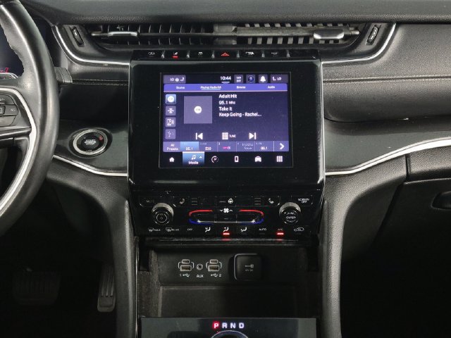 Used 2021 Jeep Grand Cherokee L Laredo w/ Luxury Tech Group I AWD/4WD image 25