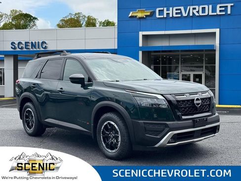Used 2025 Nissan Pathfinder Rock Creek AWD/4WD image 1
