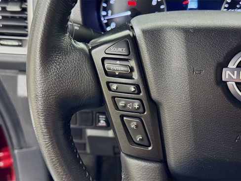 Used 2024 Nissan Frontier SL w/ Technology Package RWD image 17