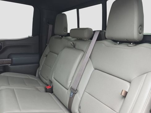 Used 2021 GMC Sierra 1500 Denali w/ Denali Ultimate Package AWD/4WD image 11
