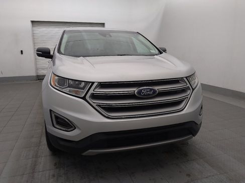 Used 2018 Ford Edge SEL w/ Ford Safe & Smart Package FWD image 14
