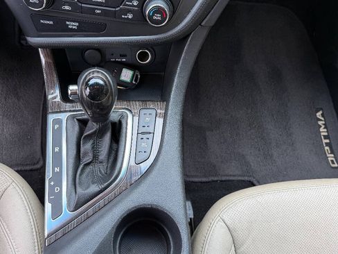 Used 2012 Kia Optima EX w/ Premium Pkg FWD image 16