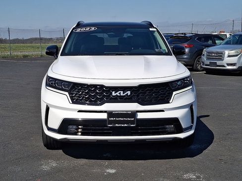 Certified 2023 Kia Sorento SX AWD/4WD image 2