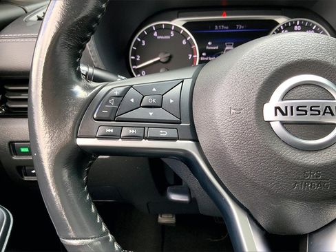 Certified 2023 Nissan Sentra SV image 20