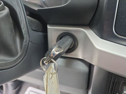 Used 2025 Ford F350 XLT w/ FX4 Off-Road Package image 20