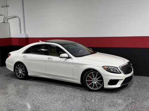 Used 2015 Mercedes-Benz S 63 AMG 4MATIC Sedan w/ Driver Assistance Package image 2