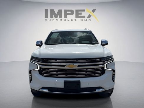 Used 2023 Chevrolet Suburban Premier AWD/4WD image 8