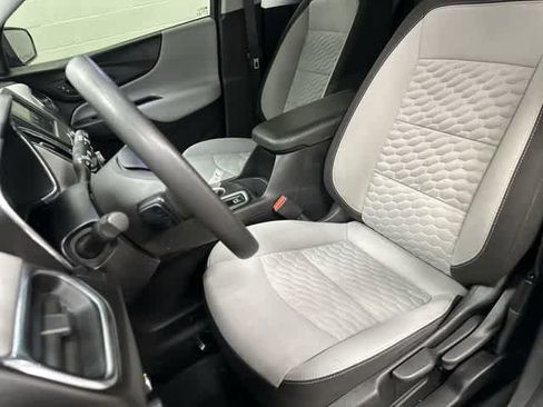 Used 2020 Chevrolet Equinox LS AWD/4WD image 10
