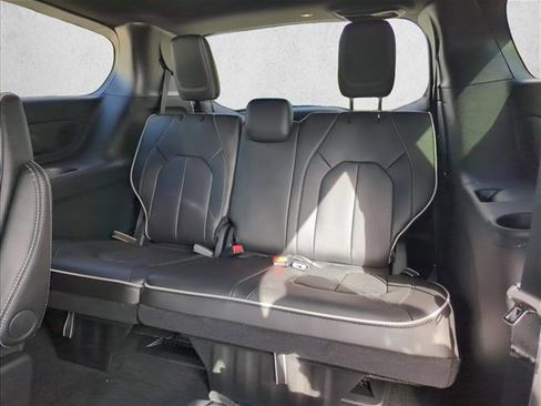 New 2026 Chrysler Pacifica Limited w/ S Appearance Package FWD image 12