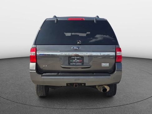 Used 2015 Ford Expedition XLT w/ Equipment Group 201A RWD image 6