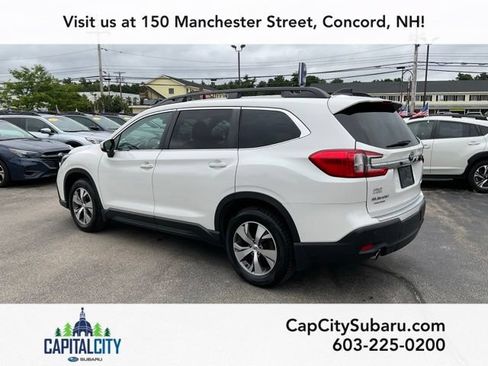 Used 2024 Subaru Ascent Premium w/ Convenience Package AWD/4WD image 4