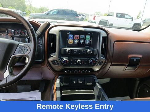 Used 2018 Chevrolet Silverado 2500 High Country w/ Duramax Plus Package AWD/4WD image 18