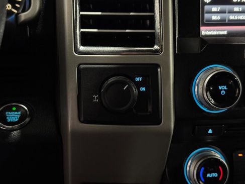 Used 2015 Ford F150 Lariat w/ Equipment Group 502A Luxury RWD image 26