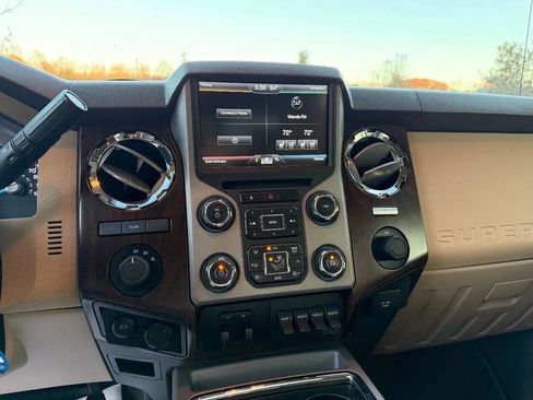 Used 2015 Ford F450 Lariat w/ Lariat Ultimate Package image 13