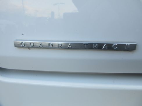 Used 2023 Jeep Wagoneer L Series III w/ Premium Group I image 9