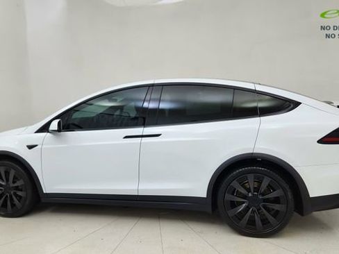Used 2024 Tesla Model X AWD/4WD image 4
