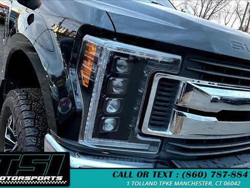 Used 2017 Ford F250 XLT w/ XLT Premium Package image 29