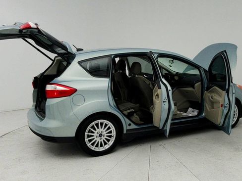 Used 2014 Ford C-MAX SE w/ Equipment Group 203A FWD image 13