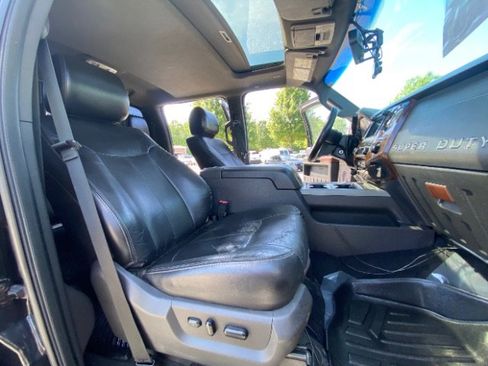 Used 2012 Ford F250 Lariat w/ Lariat Ultimate Pkg AWD/4WD image 15