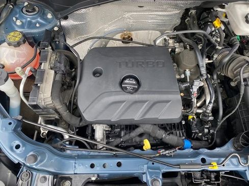 Used 2024 Buick Encore GX Sport Touring image 21