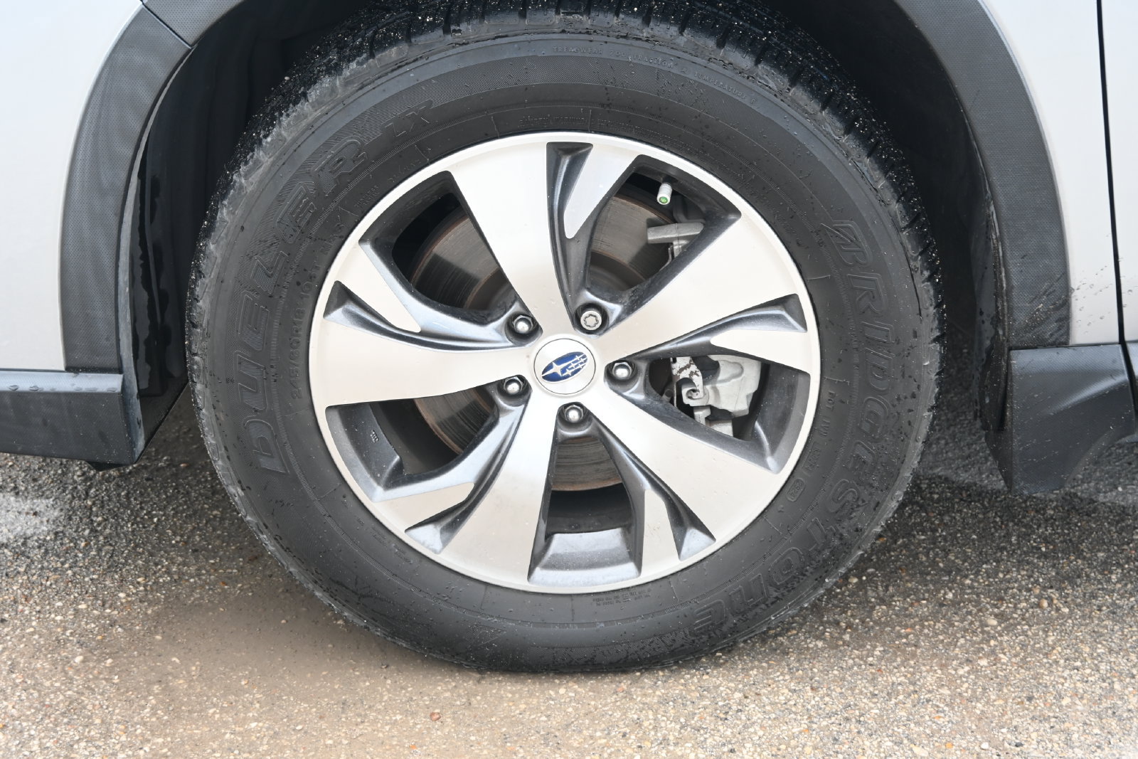 Used 2023 Subaru Ascent Premium w/ Convenience Package AWD/4WD image 7