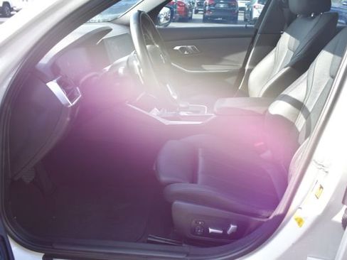 Used 2021 BMW 330i Sedan RWD image 18