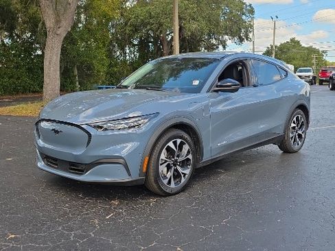 Used 2024 Ford Mustang Mach-E Select w/ Comfort Package Lite image 9