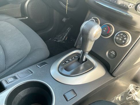 Used 2015 Nissan Rogue S w/ Convenience Package image 17