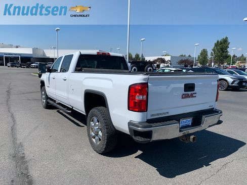 Used 2018 GMC Sierra 3500 SLE AWD/4WD image 5