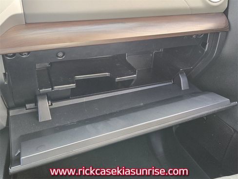 Used 2019 Toyota Tundra Limited image 24