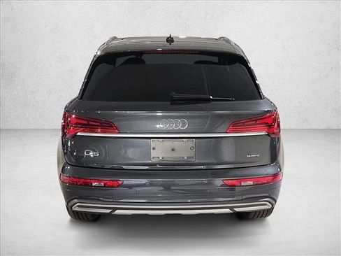 Used 2021 Audi Q5 Premium Plus w/ Premium Plus Package image 6