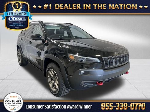 Used 2022 Jeep Cherokee Trailhawk w/ Premium Leather Package AWD/4WD image 1