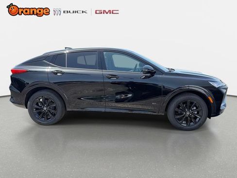 New 2026 Buick Envista Sport Touring w/ Convenience I Package FWD image 2