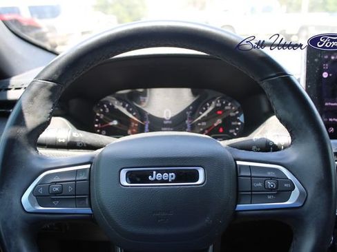 Used 2022 Jeep Compass Latitude w/ Sun and Sound Group FWD image 10